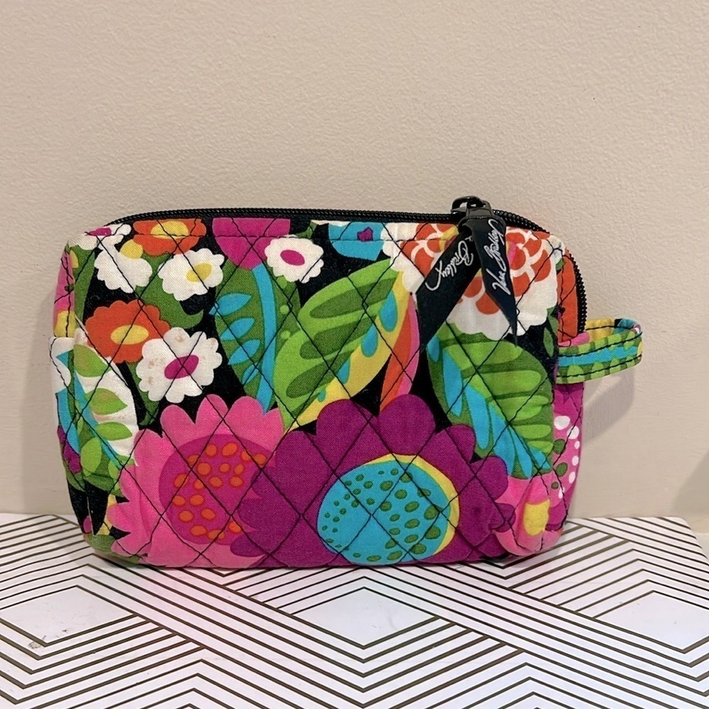🔥Vera Bradley Floral Quilted Cosmetic Bag 🔥